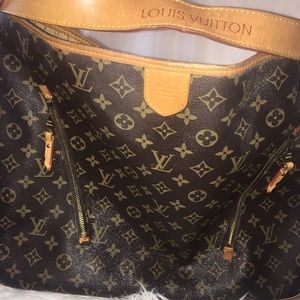 Louis Vuitton shoulder bag